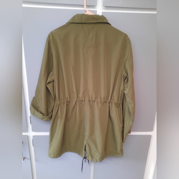 Lightweight Jacket - Picture 2 of 4